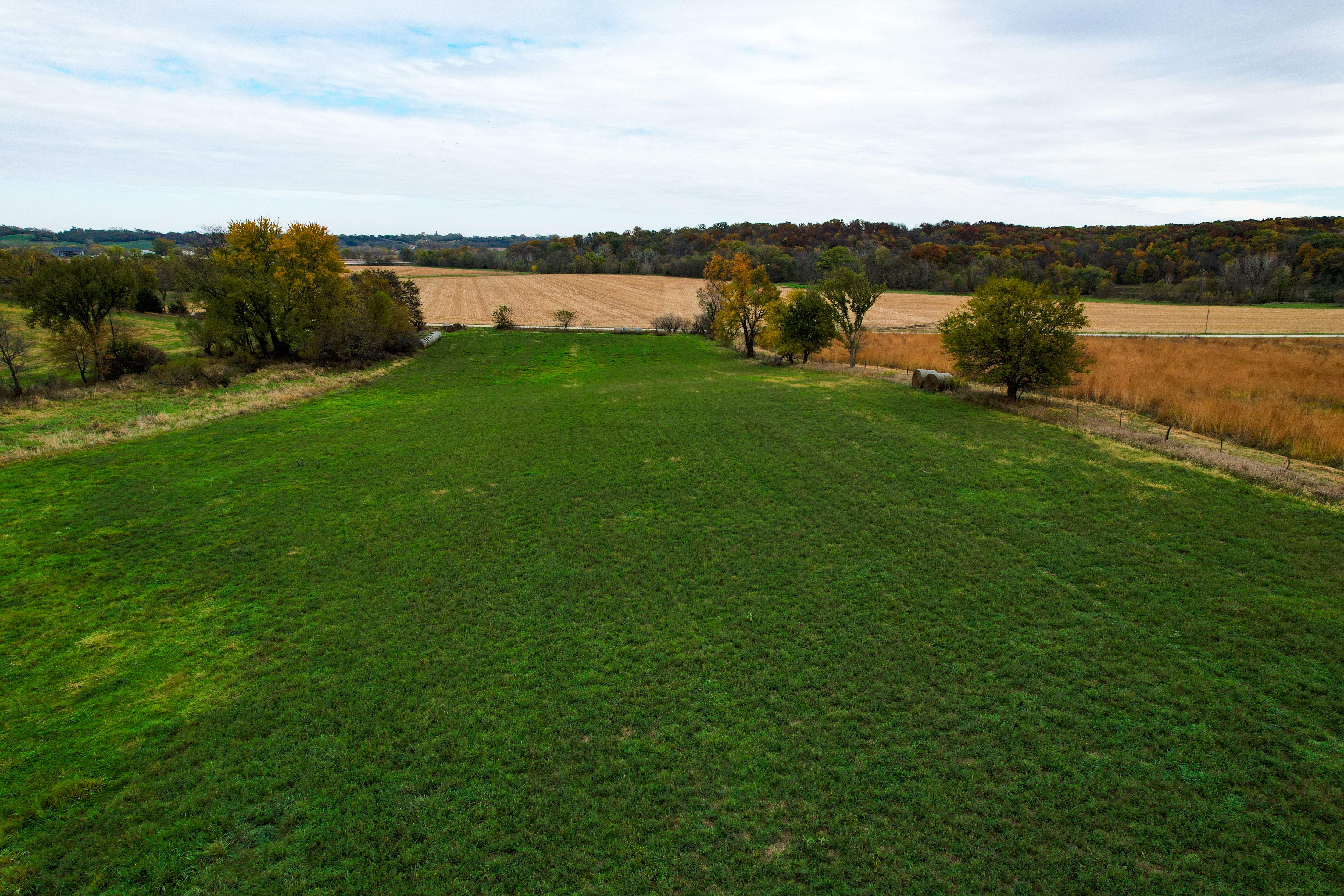 Listing Photo: Photo Oct 27 2025, 2 11 16 PM